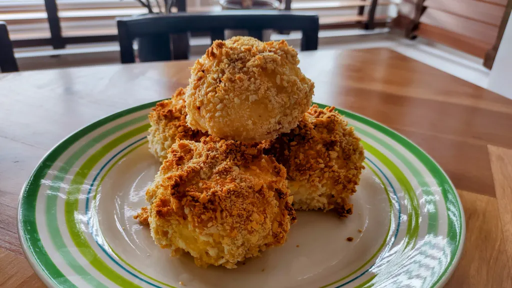 Photograph of Arancini di riso al forno.