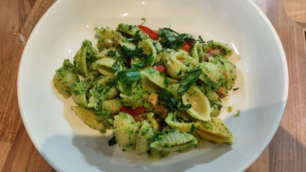 Photograph of Broccoli pesto & pancetta pasta.