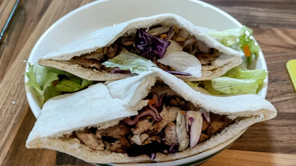 Photograph of Chicken musakhan.