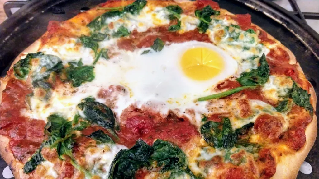 Photograph of Florentina pizza.