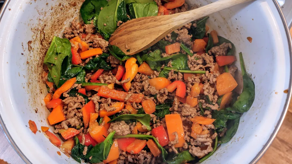 Photograph of Ground turkey stir fry.