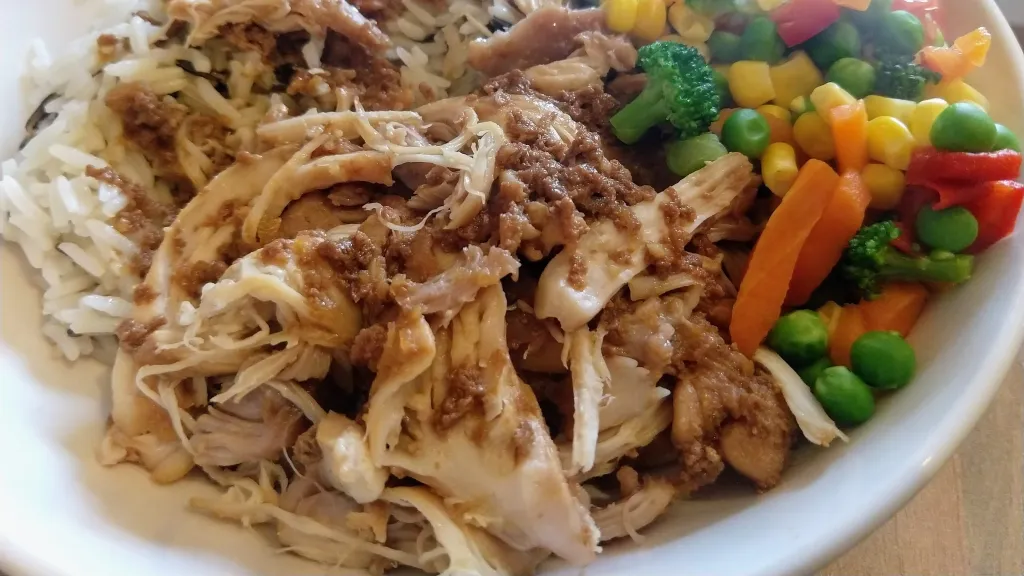 Photograph of Hawaiian shoyu chicken.