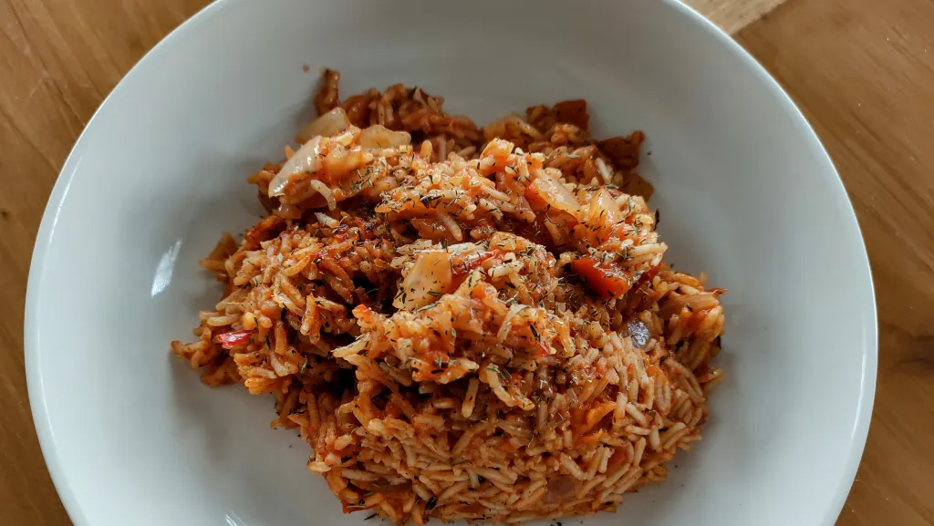 Photograph of Jollof rice.