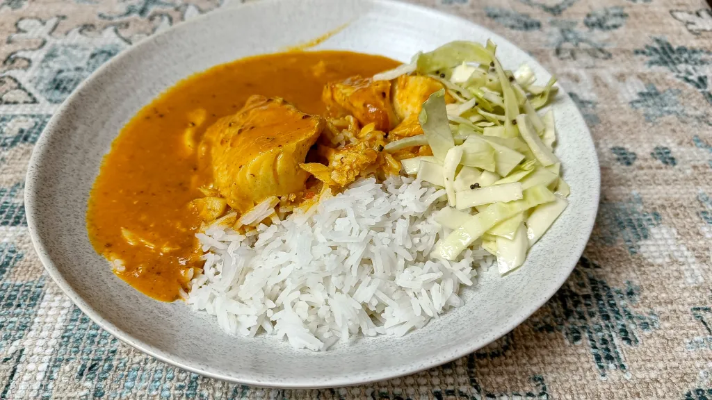 Photograph of Mangalore curry with kosambari.
