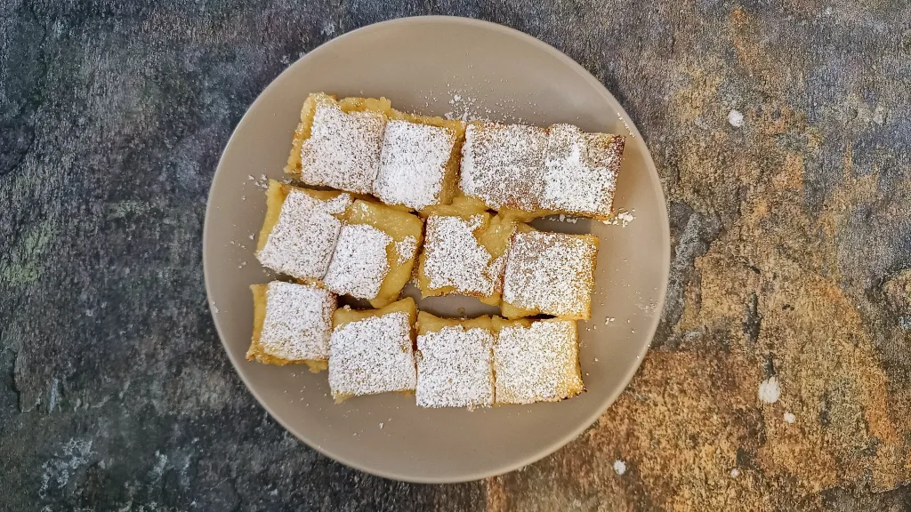 Photograph of Minty lime bars.