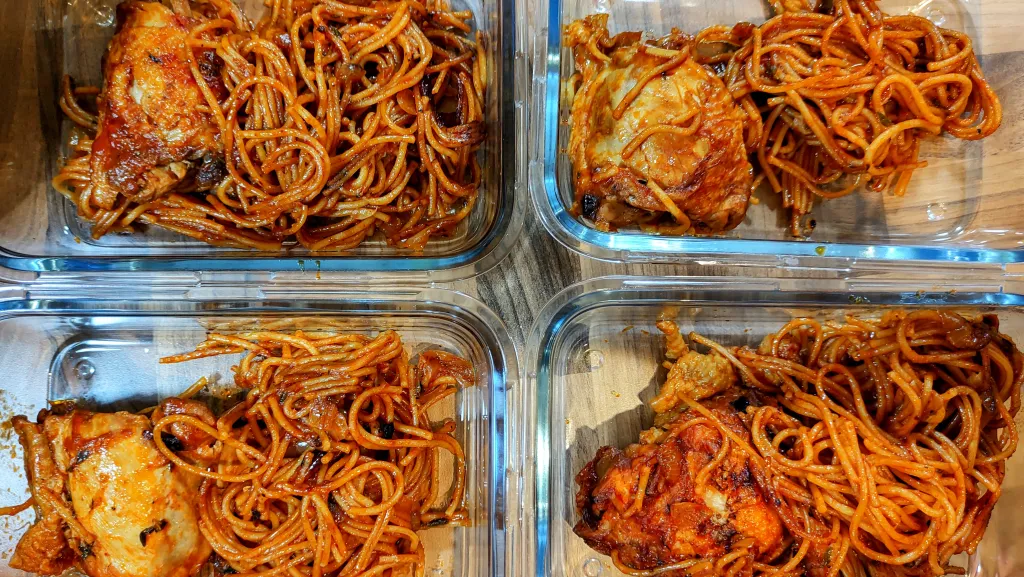 Photograph of One-pan crispy spaghetti and chicken.