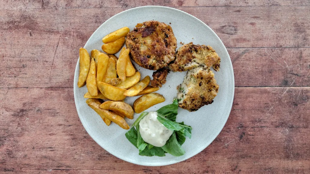 Photograph of Simla salmon fishcakes.