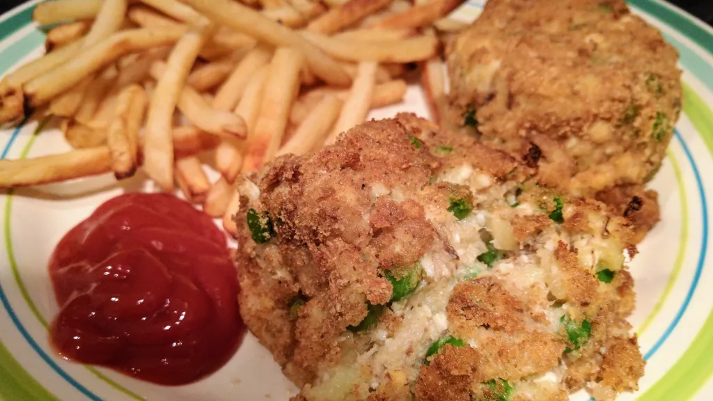 Photograph of Smoked haddock fishcakes.