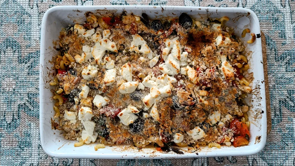 Photograph of Storecupboard pasta bake: crispy red pepper & cannellini beans with blue cheese.