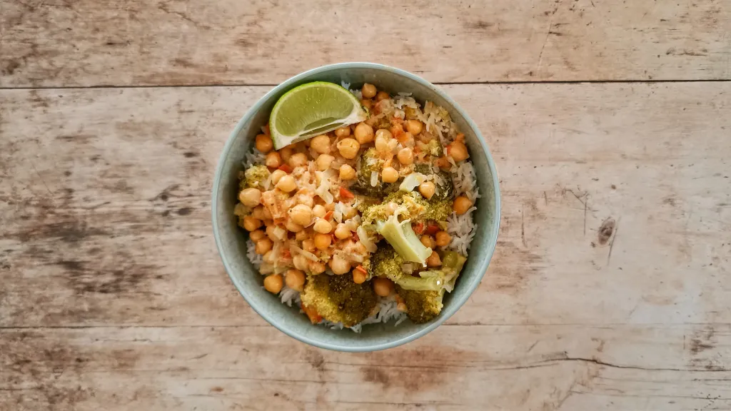Photograph of Warming chickpea-coconut curry bowl.